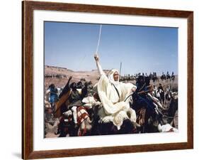 LAWRENCE OF ARABIA, 1962 directed by DAVID LEAN Peter O'Toole (photo)-null-Framed Photo