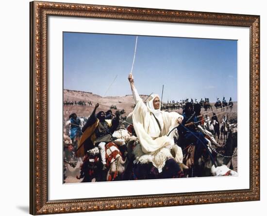 LAWRENCE OF ARABIA, 1962 directed by DAVID LEAN Peter O'Toole (photo)-null-Framed Photo