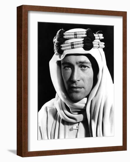 Lawrence of Arabia, Directed by David Lean, Peter O'Toole, 1962-null-Framed Photo