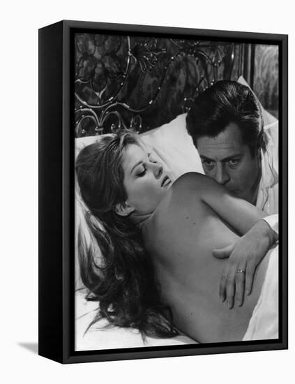 Le Bel Antonio by MauroBolognini with Claudia Cardinale and Marcello Mastroianni, 1960 (b/w photo)-null-Framed Stretched Canvas