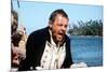 Le Bounty by Roger Donaldson with Anthony Hopkins, 1984 (photo)-null-Mounted Photo