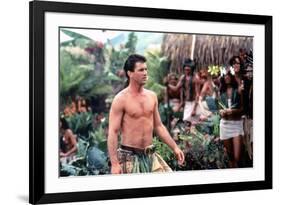 Le Bounty by Roger Donaldson with Mel Gibson, 1984 (photo)-null-Framed Photo