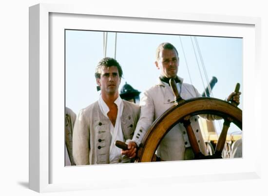 Le Bounty by Roger Donaldson with Mel Gibson and Anthony Hopkins, 1984 (photo)-null-Framed Photo