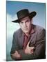Le Brigand bien Aime THE TRUE STORY OF JESSE JAMES by NicholasRay with Jeffrey Hunter, 1957 (photo)-null-Mounted Photo