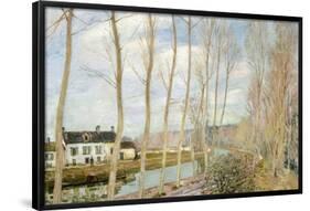 Le canal du Loing The Loing's Canal. Date/Period: 1892. Painting. Oil on canvas. Height: 730 mm ...-Alfred Sisley-Framed Poster