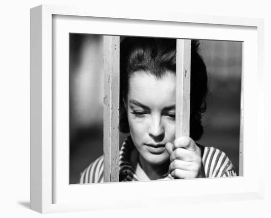 Le Cardinal THE CARDINAL by Otto Preminger with Romy Schneider, 1963 (b/w photo)-null-Framed Photo