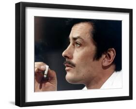 Le Cercle Rouge The red circle by Jean-Pierre Melville with Alain Delon, 1970 (photo)-null-Framed Photo