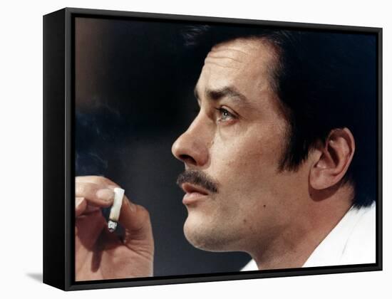 Le Cercle Rouge The red circle by Jean-Pierre Melville with Alain Delon, 1970 (photo)-null-Framed Stretched Canvas