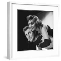 LE CHAMPION by MarkRobson with Kirk Douglas and Marilyn Maxwell, 1949 (b/w photo)-null-Framed Photo