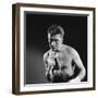 Le champion CHAMPION by Mark Robson with Kirk Douglas, 1949 (b/w photo)-null-Framed Photo