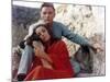 Le Chevalier des Sables THE SANDPIPER by Vincente Minnelli with Richard Burton and Elizabeth Taylor-null-Mounted Photo