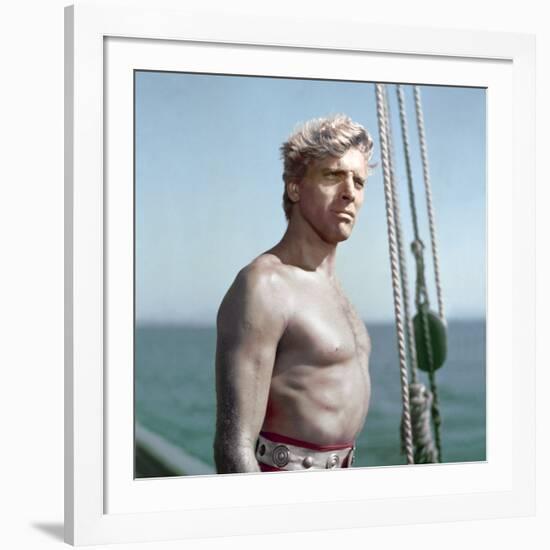 Le Corsaire Rouge The Crimson Pirate by Robert Siodmak with Burt Lancaster, 1952 (photo)-null-Framed Photo