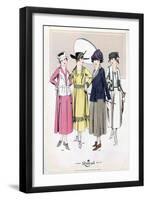 Le Costume Royal, Magazine Plate, USA, 1917-null-Framed Giclee Print