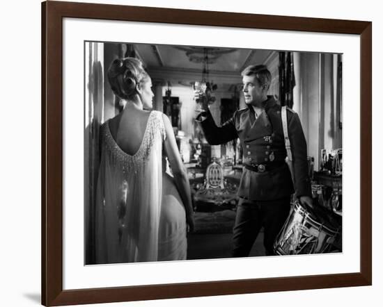 Le crepuscule des aigles (THE BLUE MAX) by JohnGuillermin with George Peppard and Ursula Andress, 1-null-Framed Photo