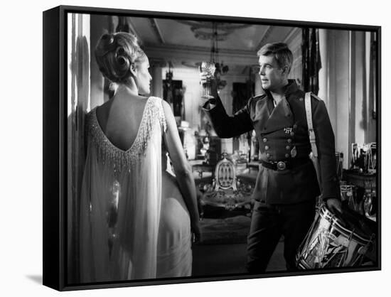 Le crepuscule des aigles (THE BLUE MAX) by JohnGuillermin with George Peppard and Ursula Andress, 1-null-Framed Stretched Canvas