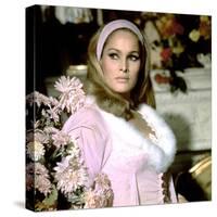 Le crepuscule des aigles (The Blue Max) by JohnGuillermin with Ursula Andress, 1966 (photo)-null-Stretched Canvas