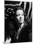 Le Crepuscule SUNDOWN by HenryHathaway with Gene Tierney, 1941 (b/w photo)-null-Mounted Photo