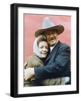 Le Dernier des Geants THE SHOOTIST by DonSiegel with John Wayne and Lauren Bacall, 1976 (photo)-null-Framed Photo