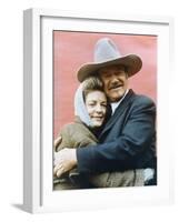 Le Dernier des Geants THE SHOOTIST by DonSiegel with John Wayne and Lauren Bacall, 1976 (photo)-null-Framed Photo