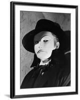 Le Fantome by l'Opera THE PHANTOM OF THE OPERA by Arthur Lubin with Claude Rains, 1943 (b/w photo)-null-Framed Photo