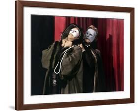 Le Fantome by l'Opera THE PHANTOM OF THE OPERA by Arthur Lubin with Claude Rains, 1943 (photo)-null-Framed Photo