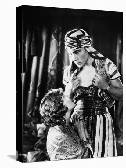 Le Fils du Sheik The Son of the Sheik by George Fitzmaurice with Rudolph Valentino and Vilma Banky,-null-Stretched Canvas