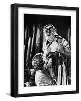 Le Fils du Sheik The Son of the Sheik by George Fitzmaurice with Rudolph Valentino and Vilma Banky,-null-Framed Photo