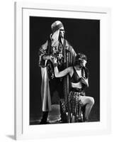 Le Fils du Sheik The Son of the Sheik by George Fitzmaurice with Rudolph Valentino and Vilma Banky,-null-Framed Photo