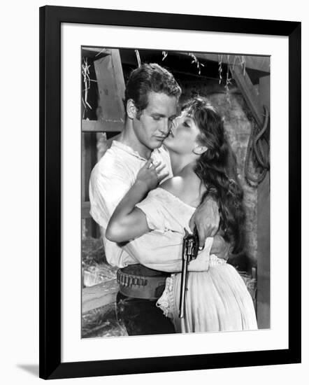 Le Gaucher THE LEFT HANDED GUN by ArthurPenn with Paul Newman and Lita Milan, 1957 (b/w photo)-null-Framed Photo