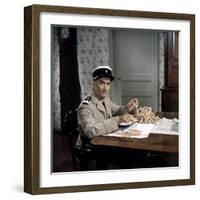 Le Gendarme Se Marie (photo)-null-Framed Photo