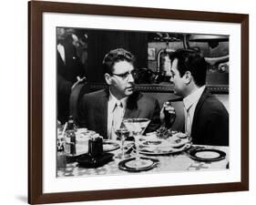 Le grand chantage SWEET SMELL OF SUCCESS by Alexander Mackendrick with Burt Lancaster, Tony Curtis,-null-Framed Photo