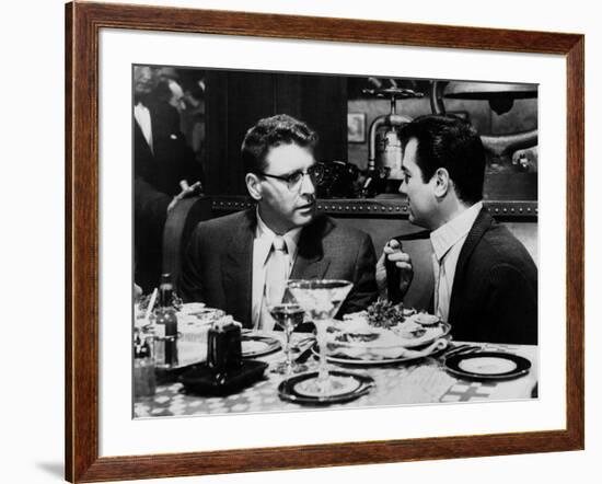 Le grand chantage SWEET SMELL OF SUCCESS by Alexander Mackendrick with Burt Lancaster, Tony Curtis,-null-Framed Photo