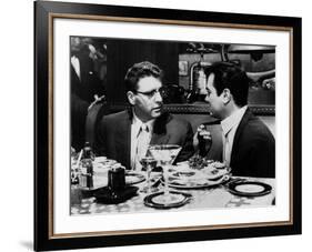 Le grand chantage SWEET SMELL OF SUCCESS by Alexander Mackendrick with Burt Lancaster, Tony Curtis,-null-Framed Photo