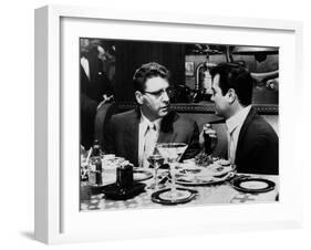 Le grand chantage SWEET SMELL OF SUCCESS by Alexander Mackendrick with Burt Lancaster, Tony Curtis,-null-Framed Photo