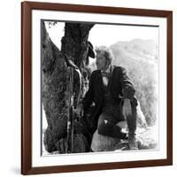 LE GUEPARD, 1963 par LUCHINO VISCONTI with Burt Lancaster (b/w photo)-null-Framed Photo