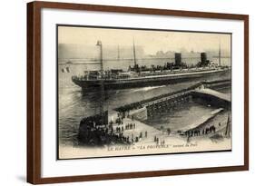 Le Havre, Dampfschiff La Provence, Sgtm, Abfahrt-null-Framed Giclee Print