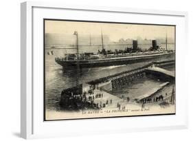 Le Havre, Dampfschiff La Provence, Sgtm, Abfahrt-null-Framed Giclee Print