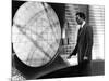 Le Jour ou la terre s'arreta THE DAY THE EARTH STOOD STILL by Robert Wise with Michael Rennie, 1951-null-Mounted Photo