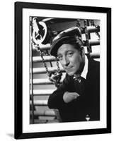 LE JOUR SE LEVE, 1939 directed by MARCEL CARNE Jean Gabin (b/w photo)-null-Framed Photo