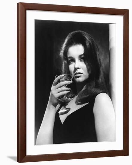 Le kid by Cincinnati THE CINCINNATI KID by NormanJewison with Ann-Margret, 1965 (b/w photo)-null-Framed Photo