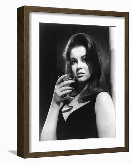 Le kid by Cincinnati THE CINCINNATI KID by NormanJewison with Ann-Margret, 1965 (b/w photo)-null-Framed Photo