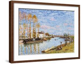 Le Loing A Saint-mammes-Alfred Sisley-Framed Art Print