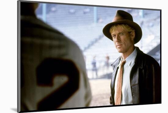 Le Meilleur THE NATURAL by Barry Levinson with Robert Redford, 1984 (photo)-null-Mounted Photo