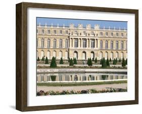 Le Parterre d'Eau, Aisle Du Midi, Chateau of Versailles, Les Yvelines, France-Guy Thouvenin-Framed Photographic Print