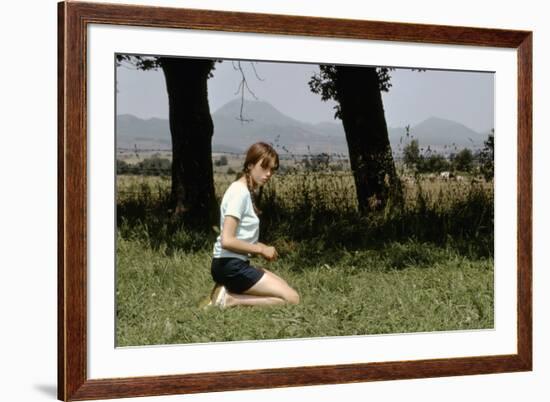 Le Petit Bougnat (photo)-null-Framed Photo