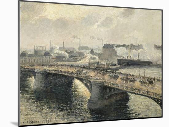 Le Pont Boïeldieu à Rouen, soleil couchant, temps brumeux-Camille Pissarro-Mounted Giclee Print