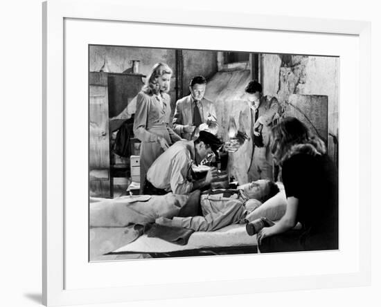 Le Port by l'Angoisse TO HAVE AND HAVE NOT by Howard Hawks, 1944-null-Framed Photo