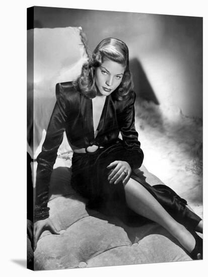 Le Port De L'Angoisse to Have and Have Not De Howard Hawks Avec Lauren Bacall, 1944-null-Stretched Canvas