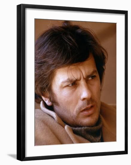 Le professeur by VALERIO ZURLINI and ENRICO MEDIOL with Alain Delon, 1972 (photo)-null-Framed Photo