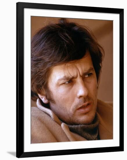 Le professeur by VALERIO ZURLINI and ENRICO MEDIOL with Alain Delon, 1972 (photo)-null-Framed Photo